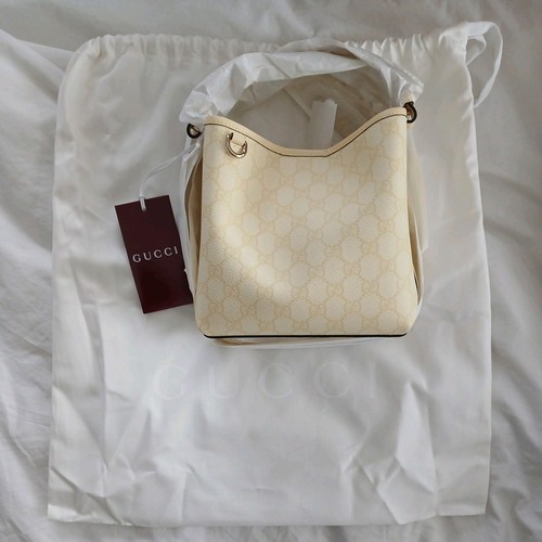 Gucci emblem small - gucci,