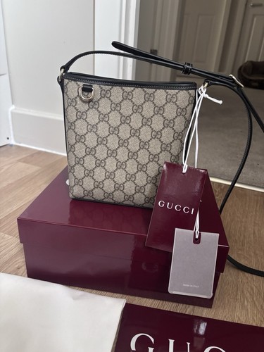 Gucci emblem nano bucket - gg,