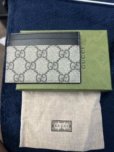 Gucci monogram card holder - gucci,