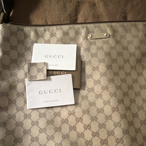 Authentic gucci crystal - authentic, gg